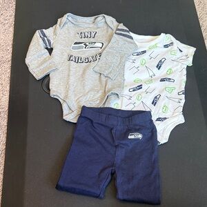 Wear by Erin Andrews - Seattle Seahawks 3 piece set